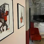 Bed, Bites & Business 호텔 4*