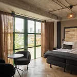 Bed, Bites & Business