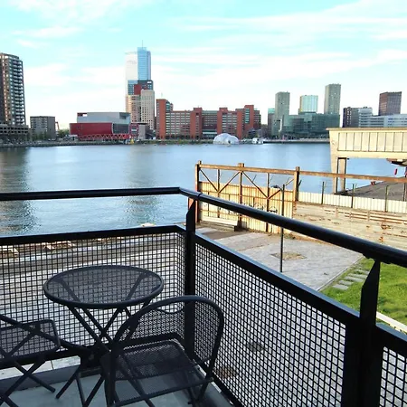 Hotel Bed, Bites & Business