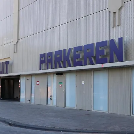 Bed, Bites & Business