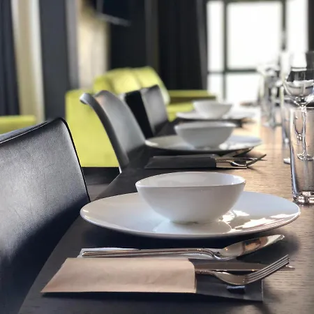 Bed, Bites & Business