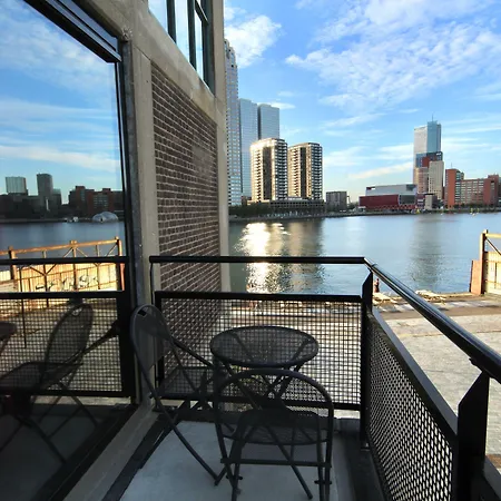 Bed, Bites & Business