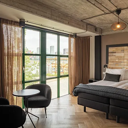 Bed, Bites & Business