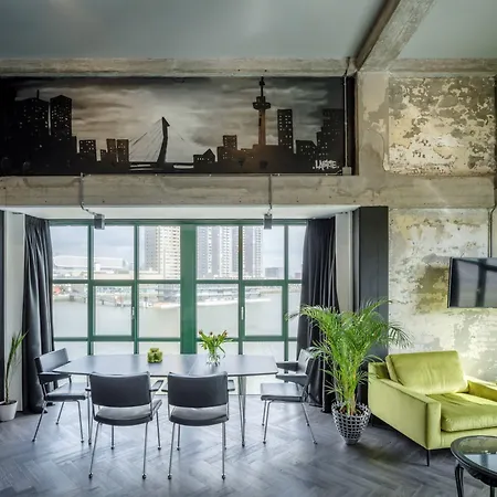 Bed, Bites & Business Szálloda 4*