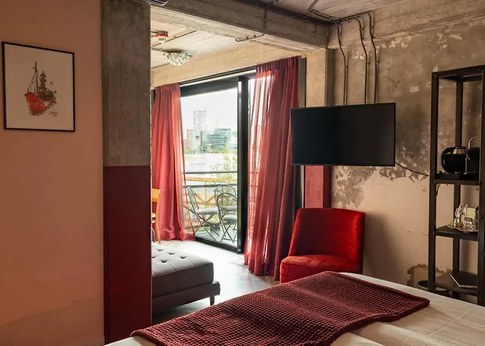 Hotel Bed, Bites & Business Rotterdam