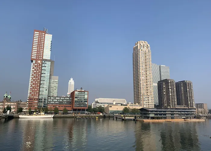 Bed, Bites & Business Rotterdam