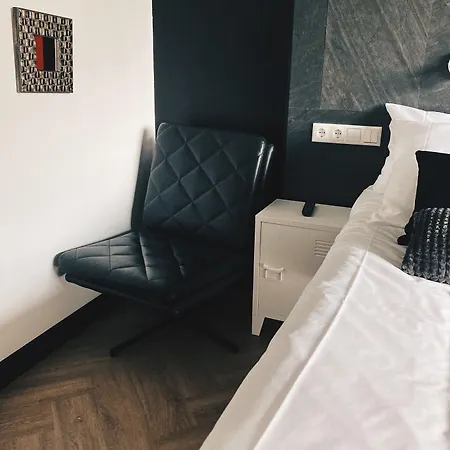 Bed, Bites & Business Rotterdam