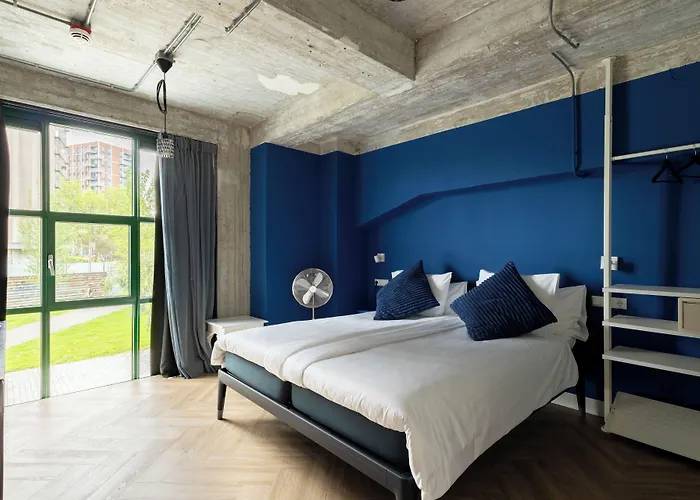 Bed, Bites&business Hotel